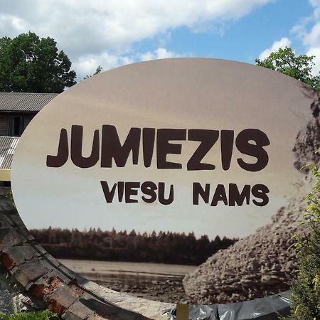 Pļaviņas Guest House Jumiezis מראה חיצוני תמונה